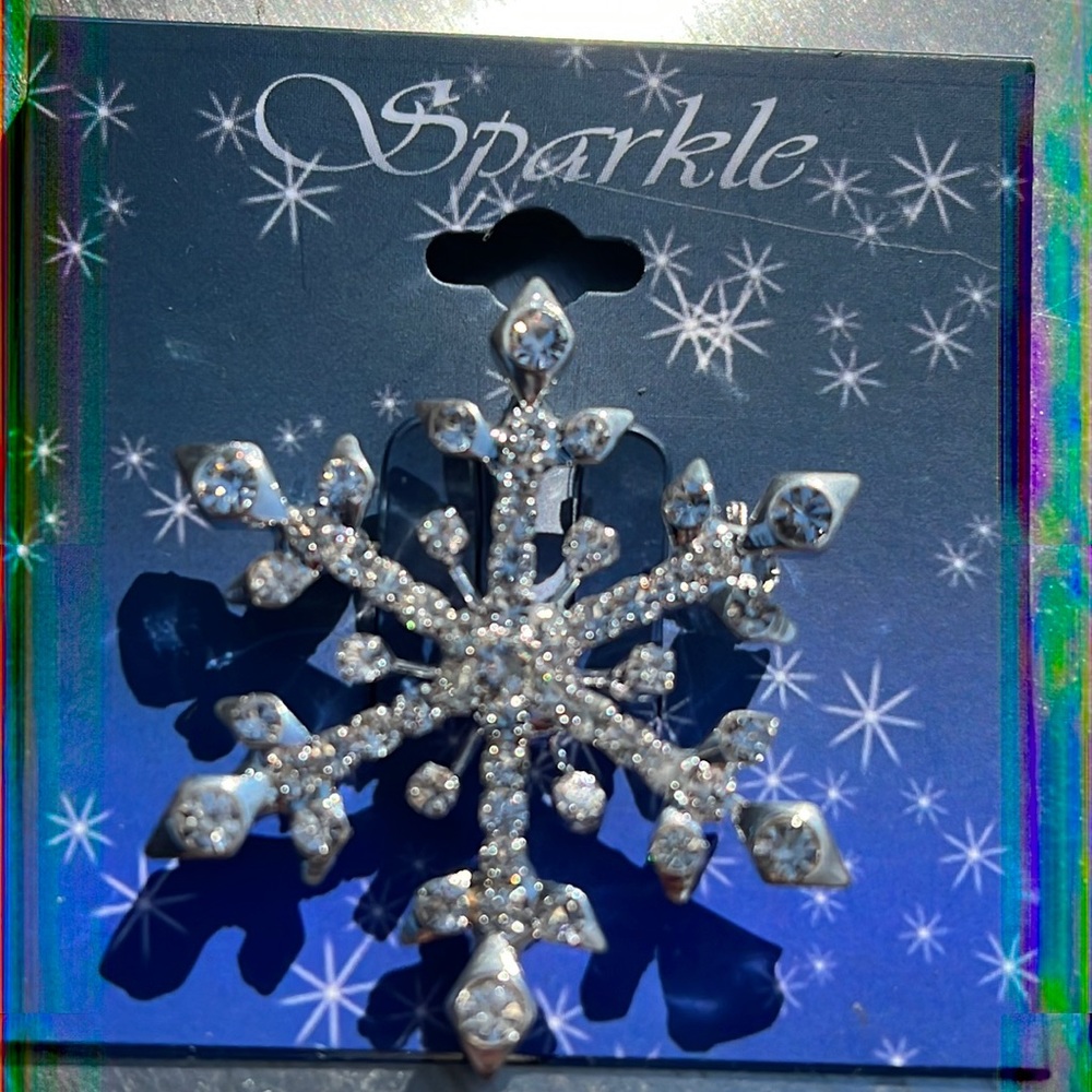 New Clear Crystal Snowflake ❄️ Pin.